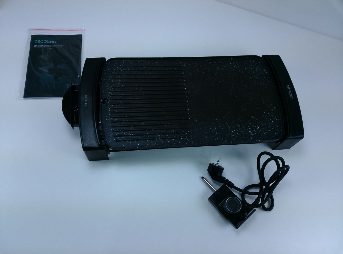 Cecotec Tasty&Grill 3000 Rockwater Mixgrill - pohled 3