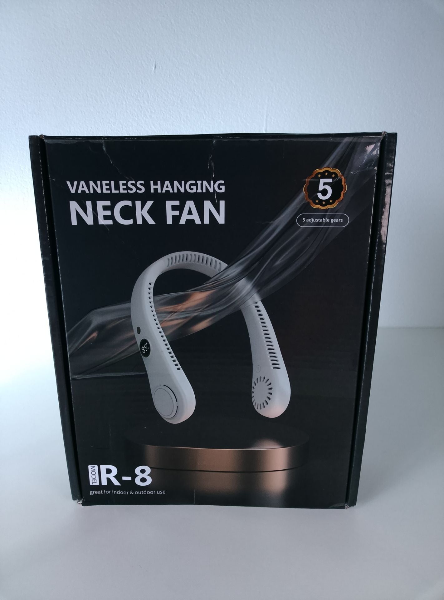 Neznámá značka R-8 - pohled 3