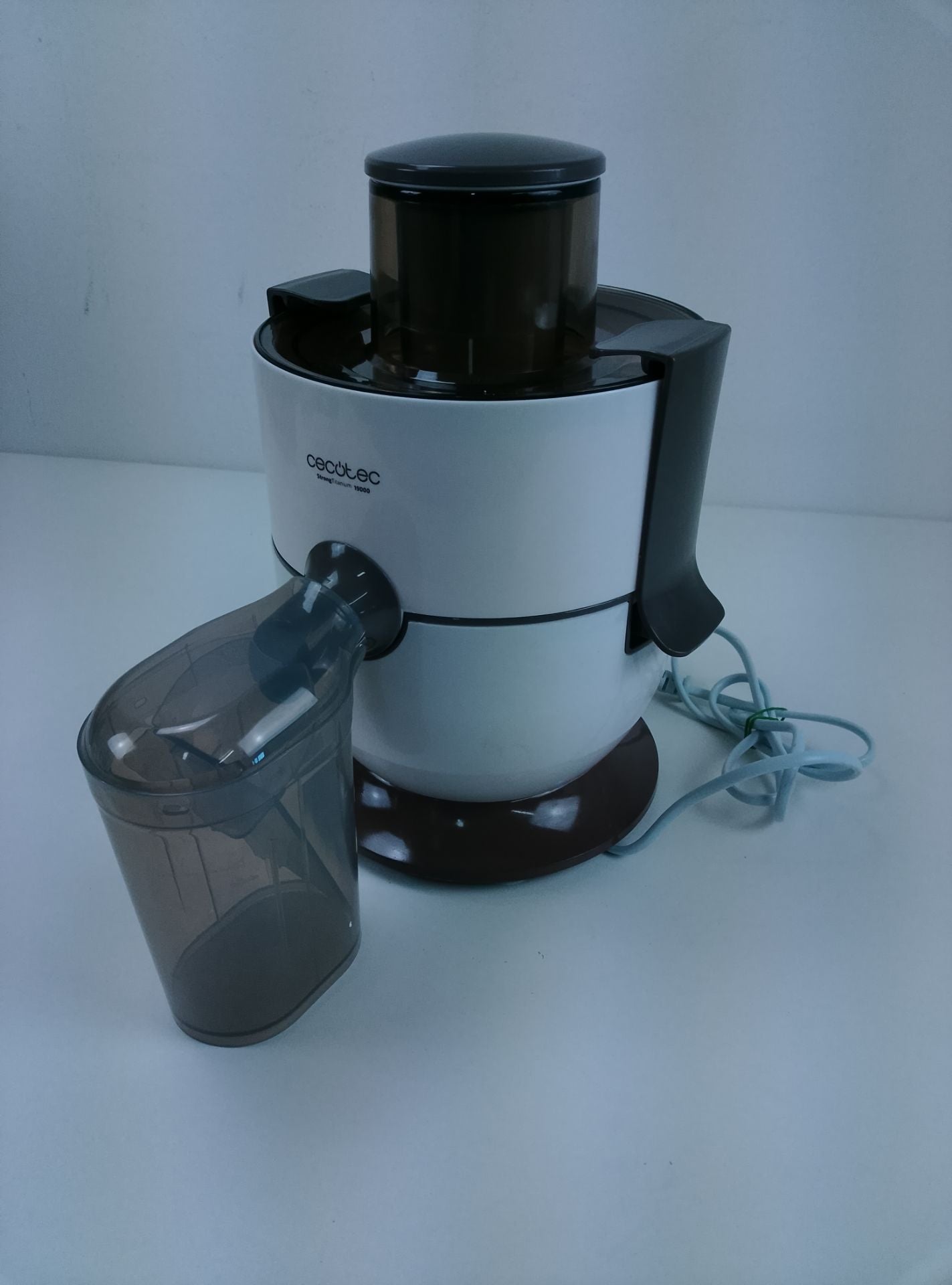 Cecotec Strongtitanium 19000 - pohled 5
