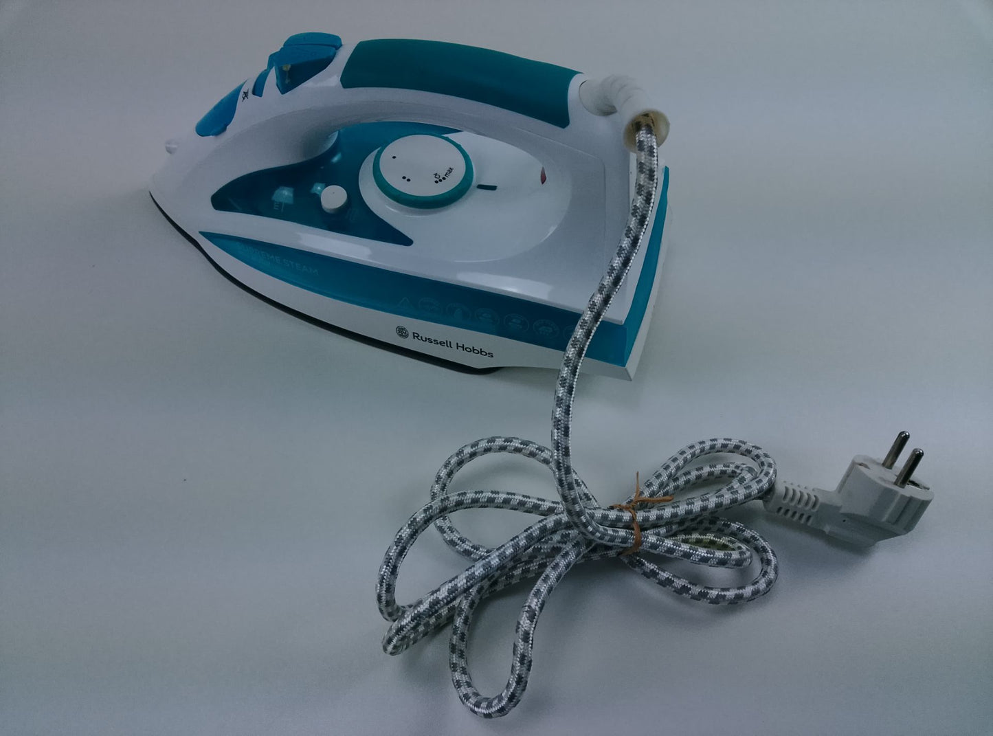 Russell Hobbs Supreme Steam Pro 2600W - pohled 5