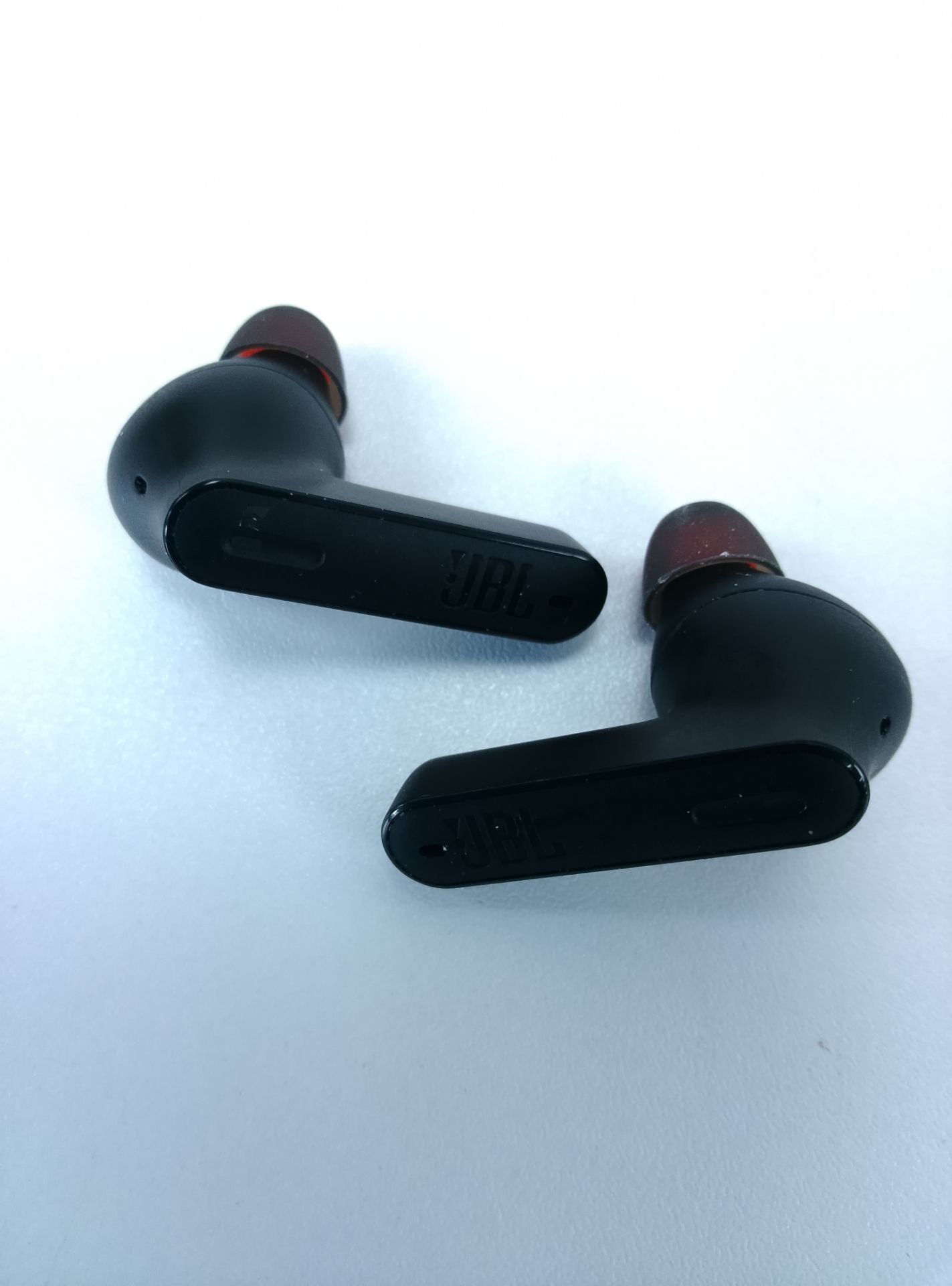JBL Tune230NC - pohled 2
