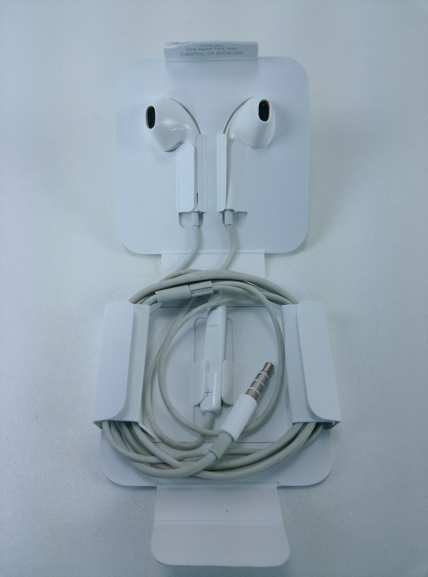 Apple EarPods - pohled 3