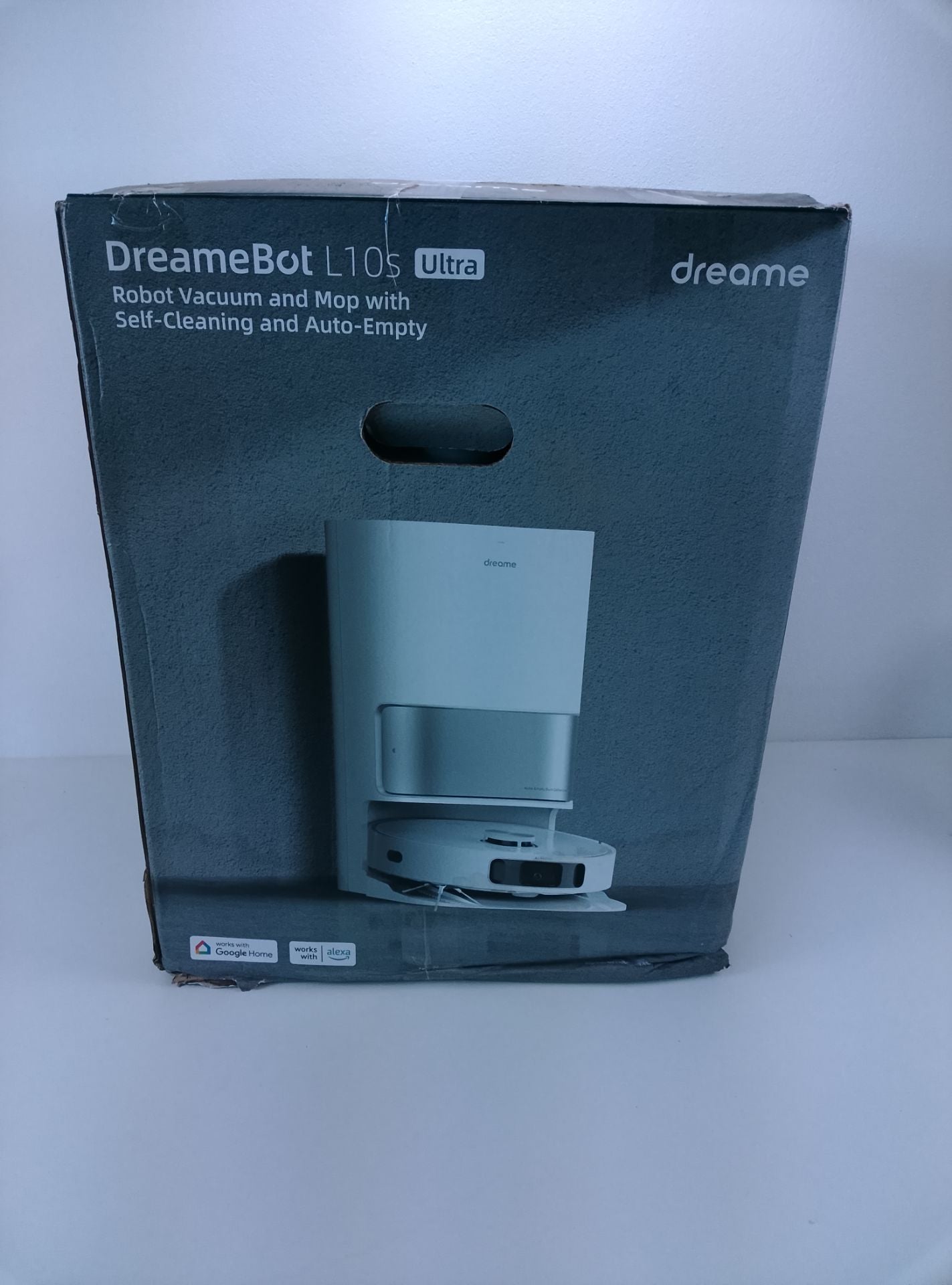 Dreame L10s Ultra - čelní pohled