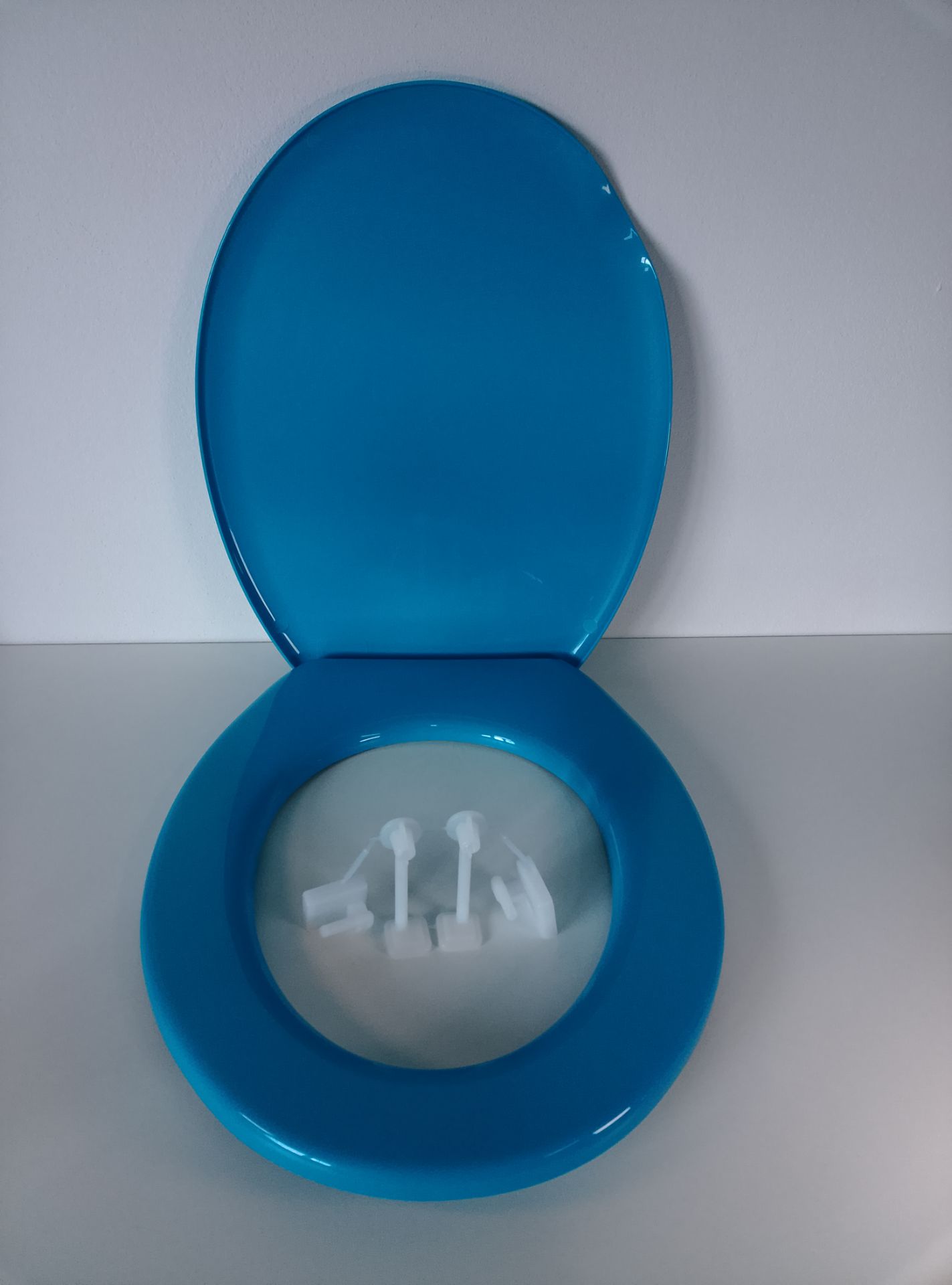 Abattant universel Universal toilet seat - čelní pohled