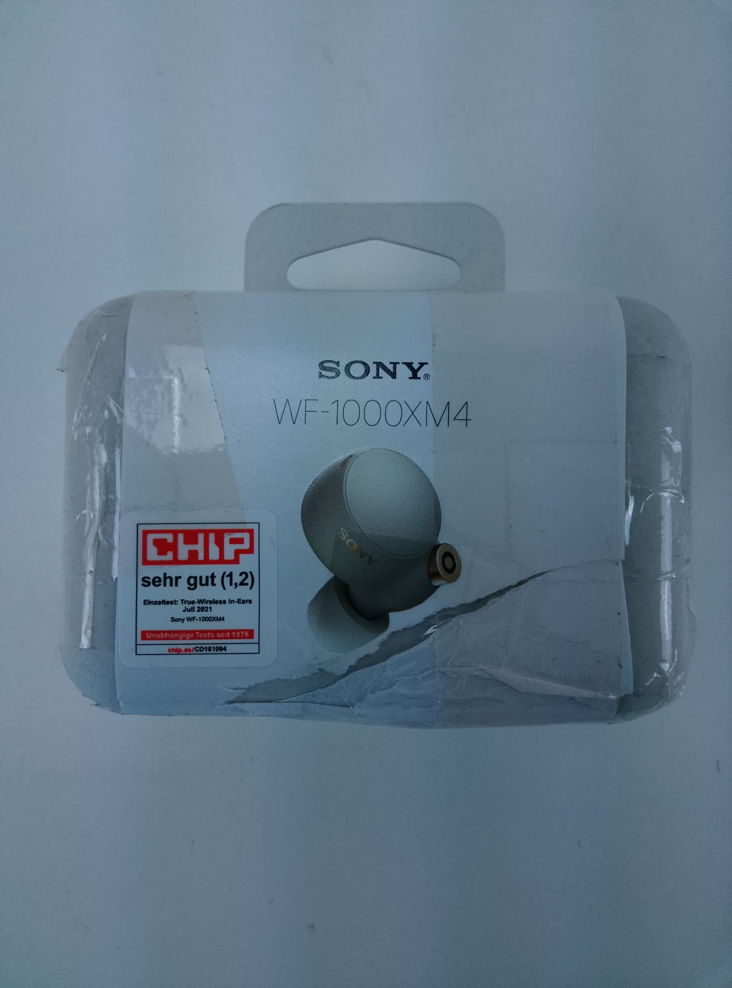 Sony WF-1000XM4 - pohled 2