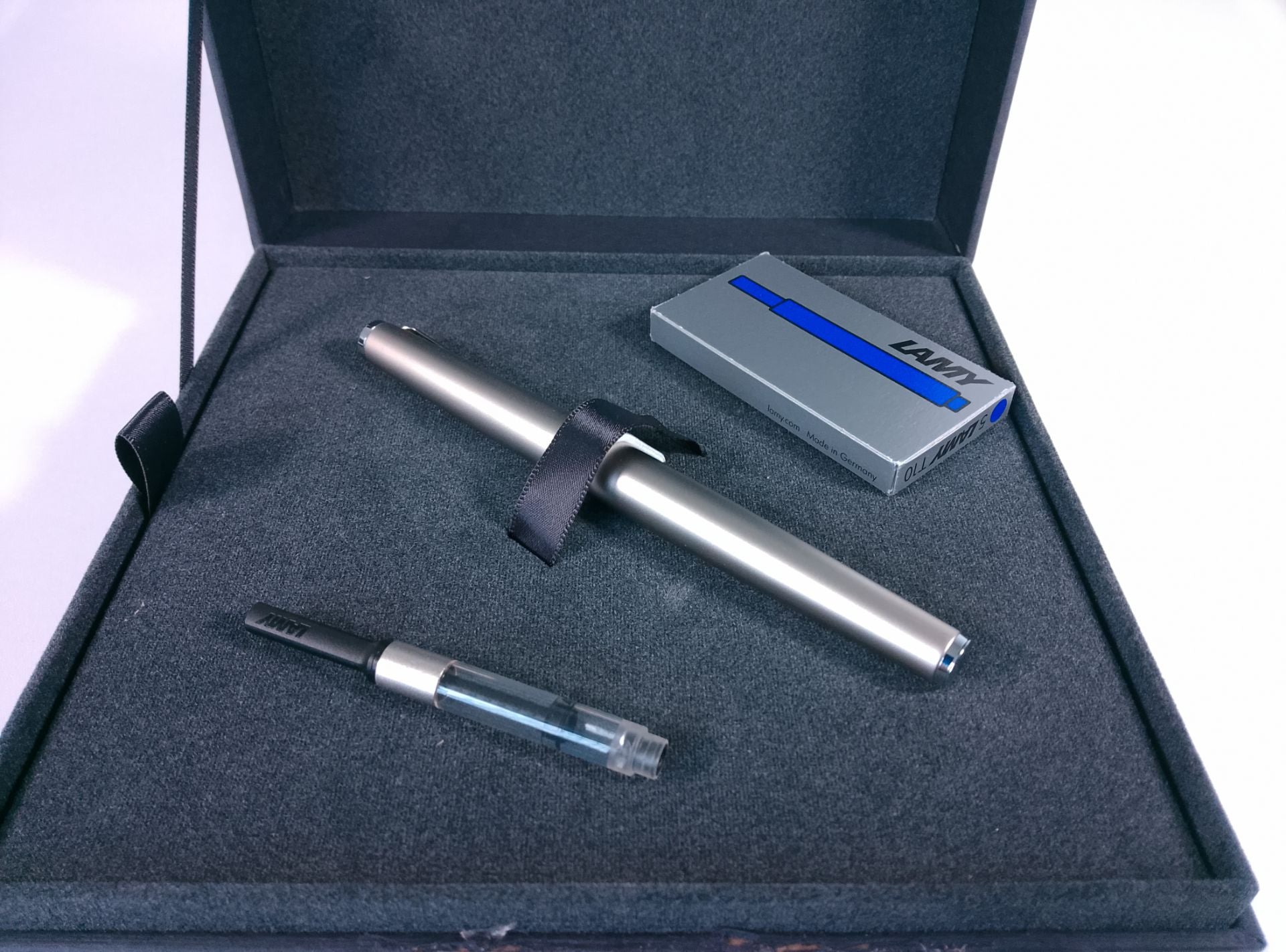 Lamy Neznámý model - pohled 3