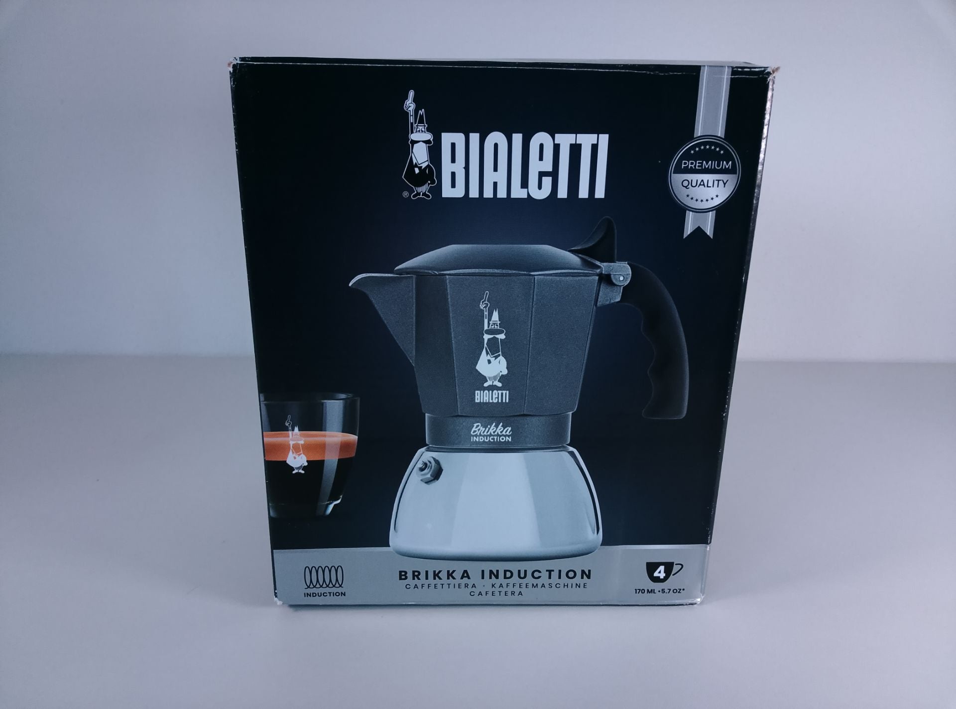 Bialetti Brikka Induction - čelní pohled