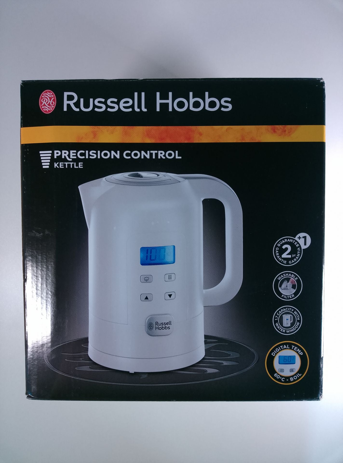 Russell Hobbs Precision Control - čelní pohled