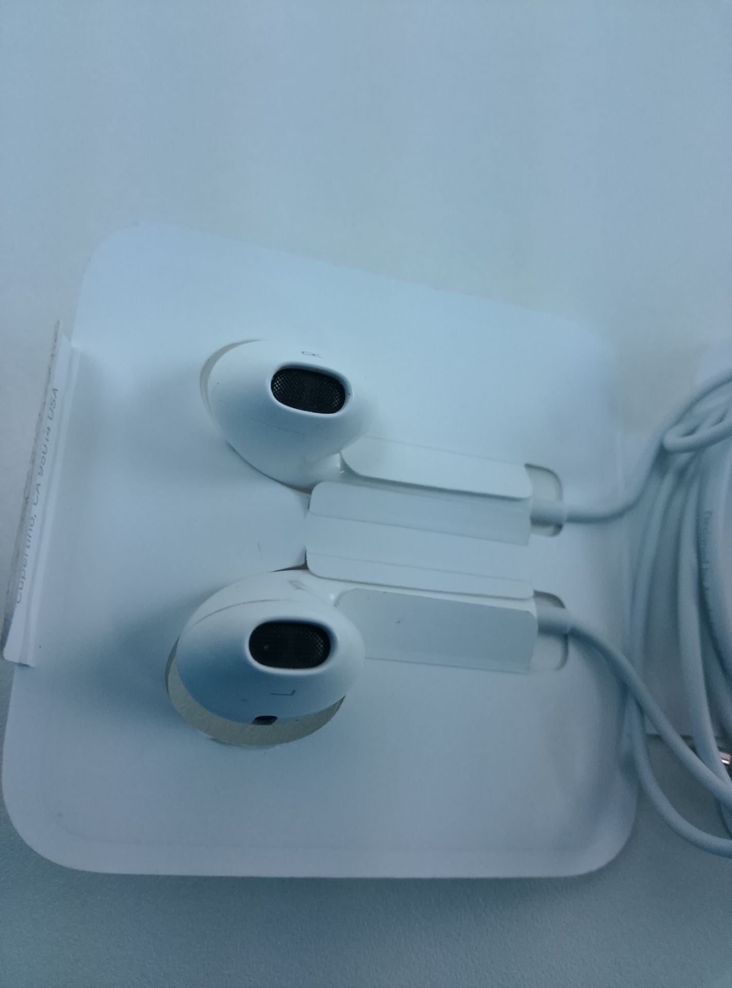 Apple EarPods - pohled 4