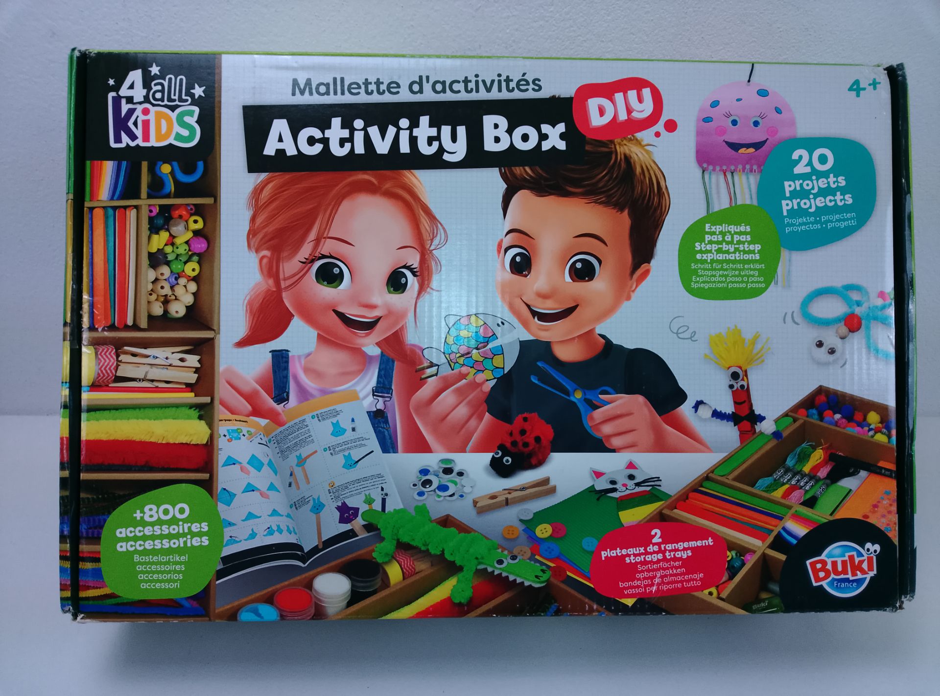 Buki Activity Box - čelní pohled