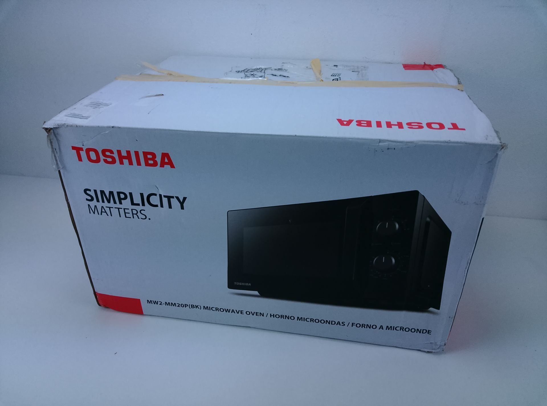 Toshiba MW2-MM20P(BK) - čelní pohled