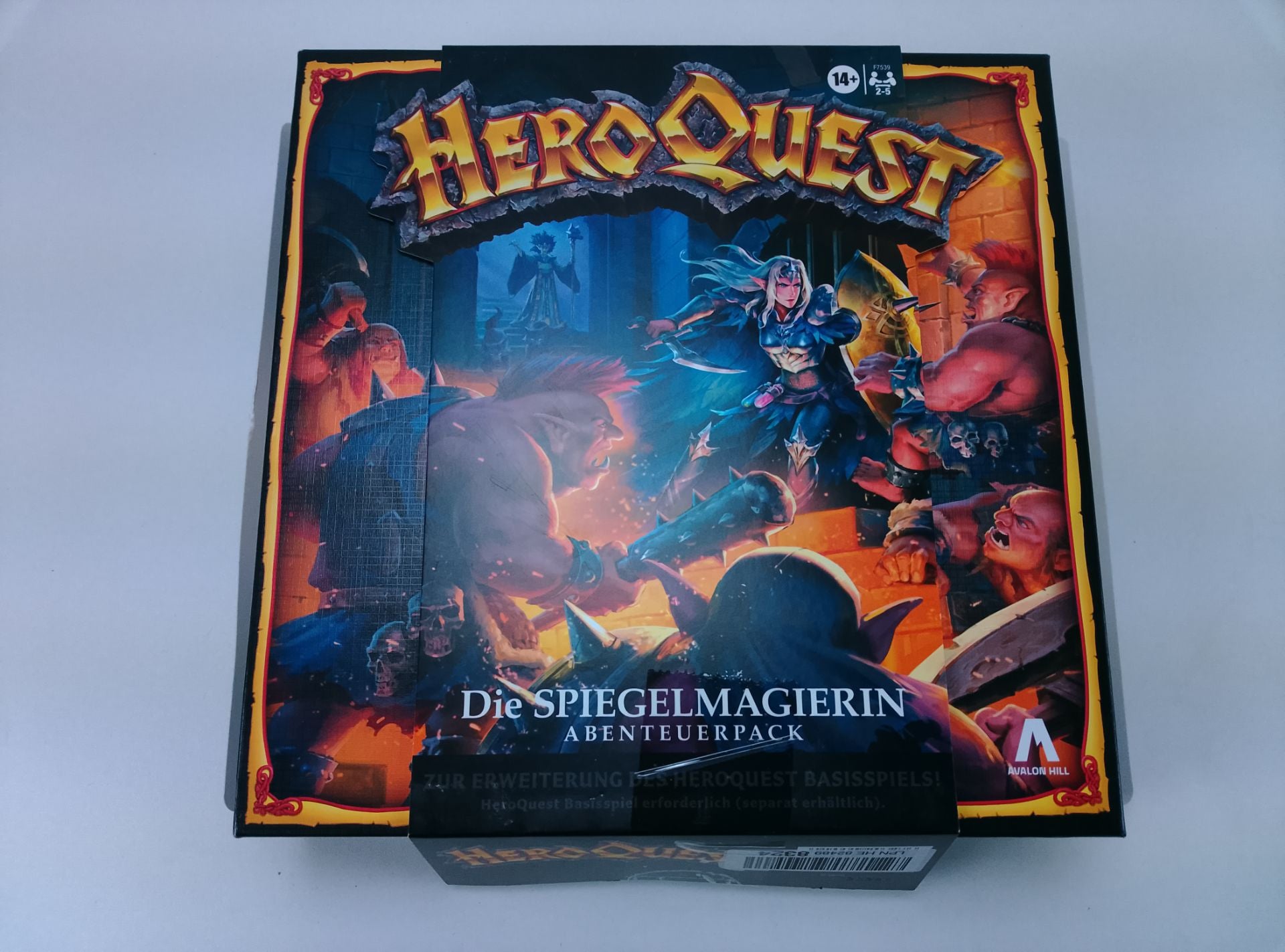 HeroQuest Die Spiegelmagierin Abenteuerpack - čelní pohled