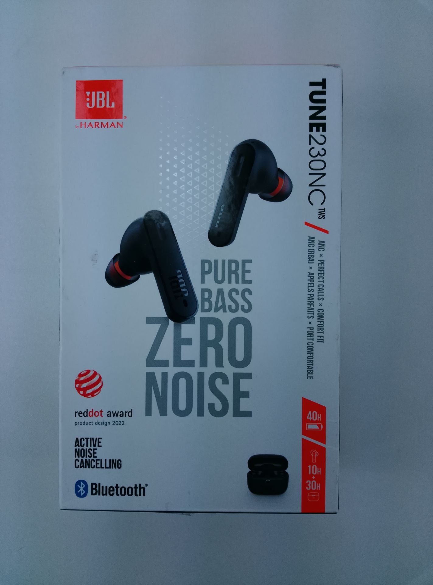JBL Tune 230NC - čelní pohled