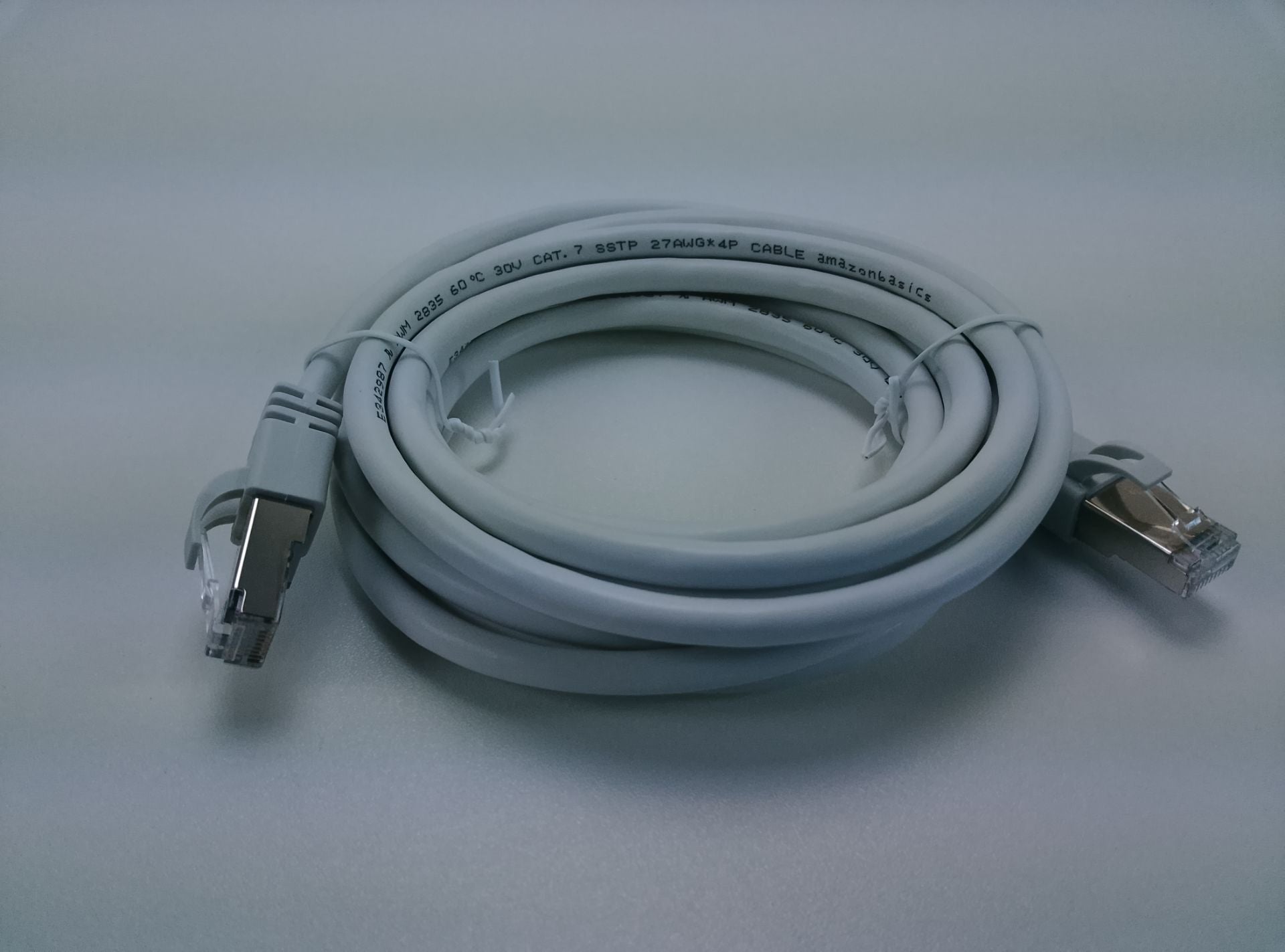 Amazonbasics Cat.7 SSTP 27AWG4P Cable - čelní pohled
