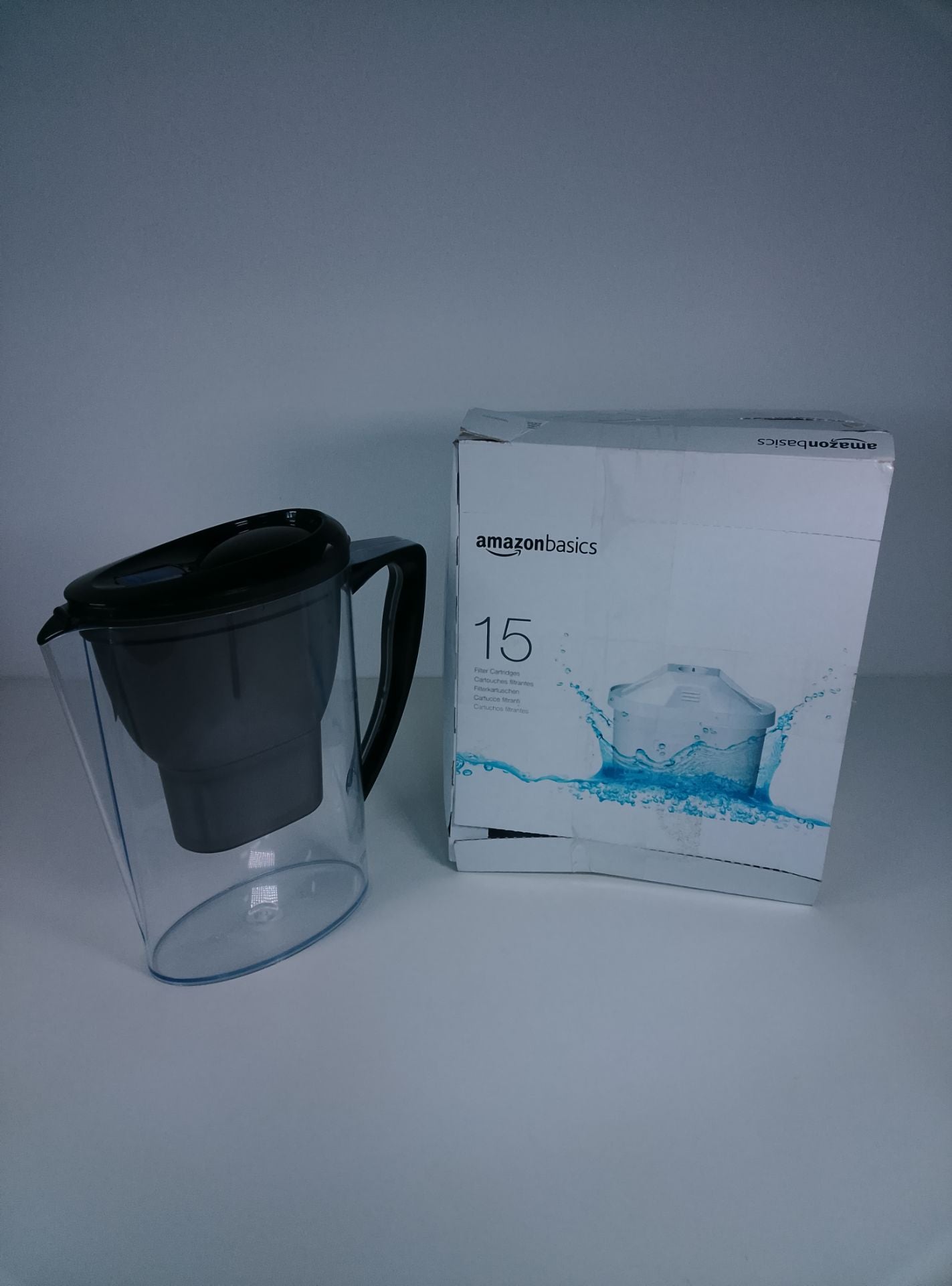 Amazon Basics 15 - čelní pohled