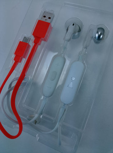 JBL Tune215bt - pohled 2