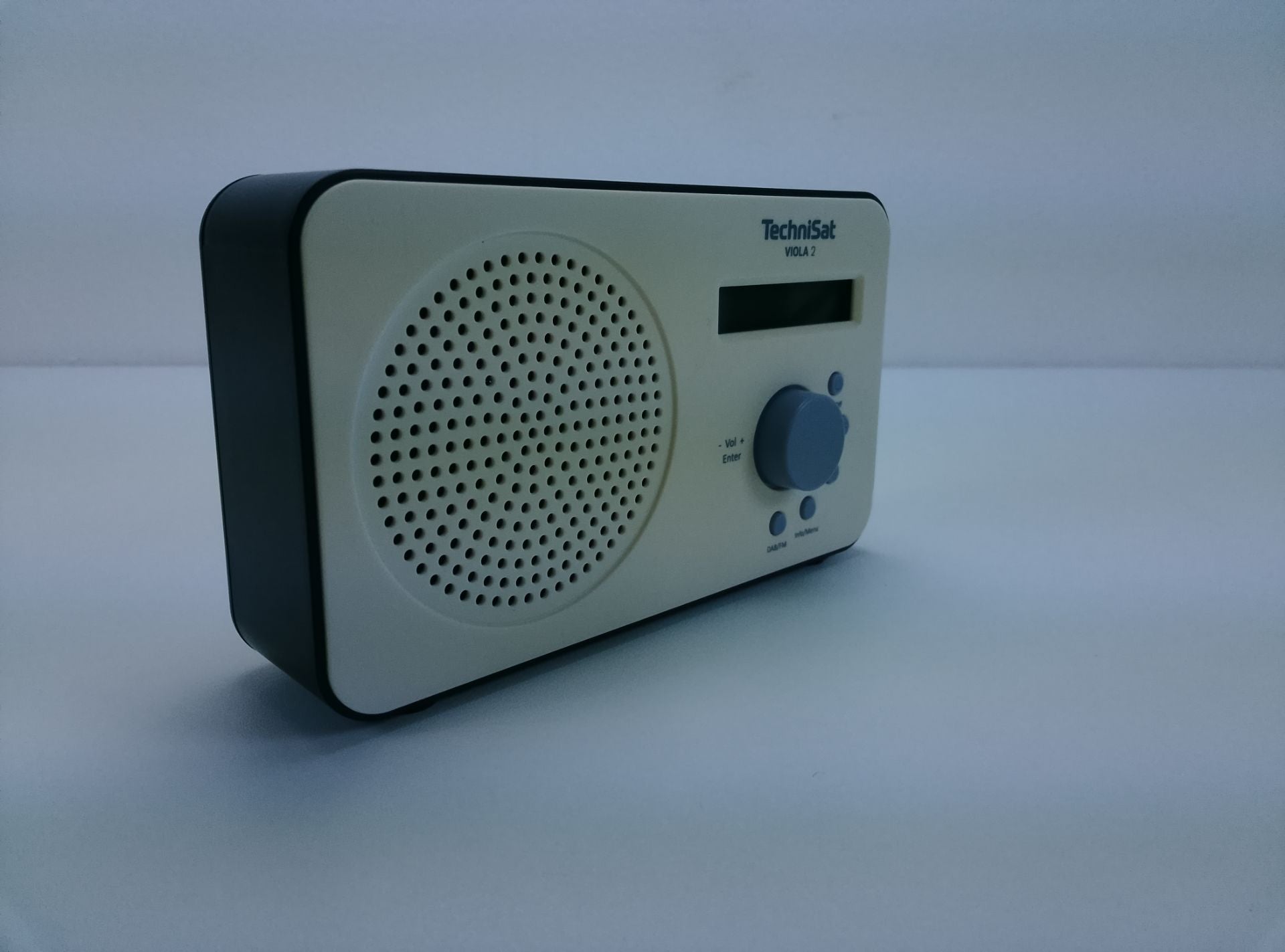TechniSat VIOLA 2 - pohled 4