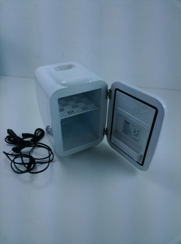 Yashe Skincare Fridge - pohled 2
