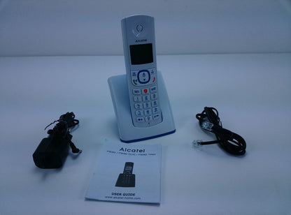 Alcatel F530 - čelní pohled
