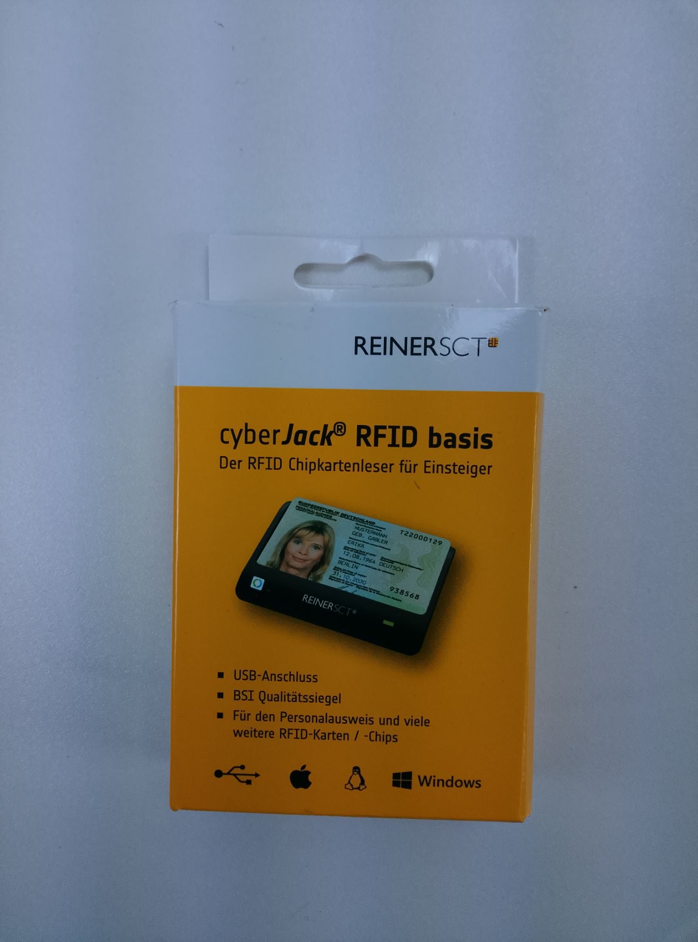 Reiner cyberjack RFID basis - čelní pohled