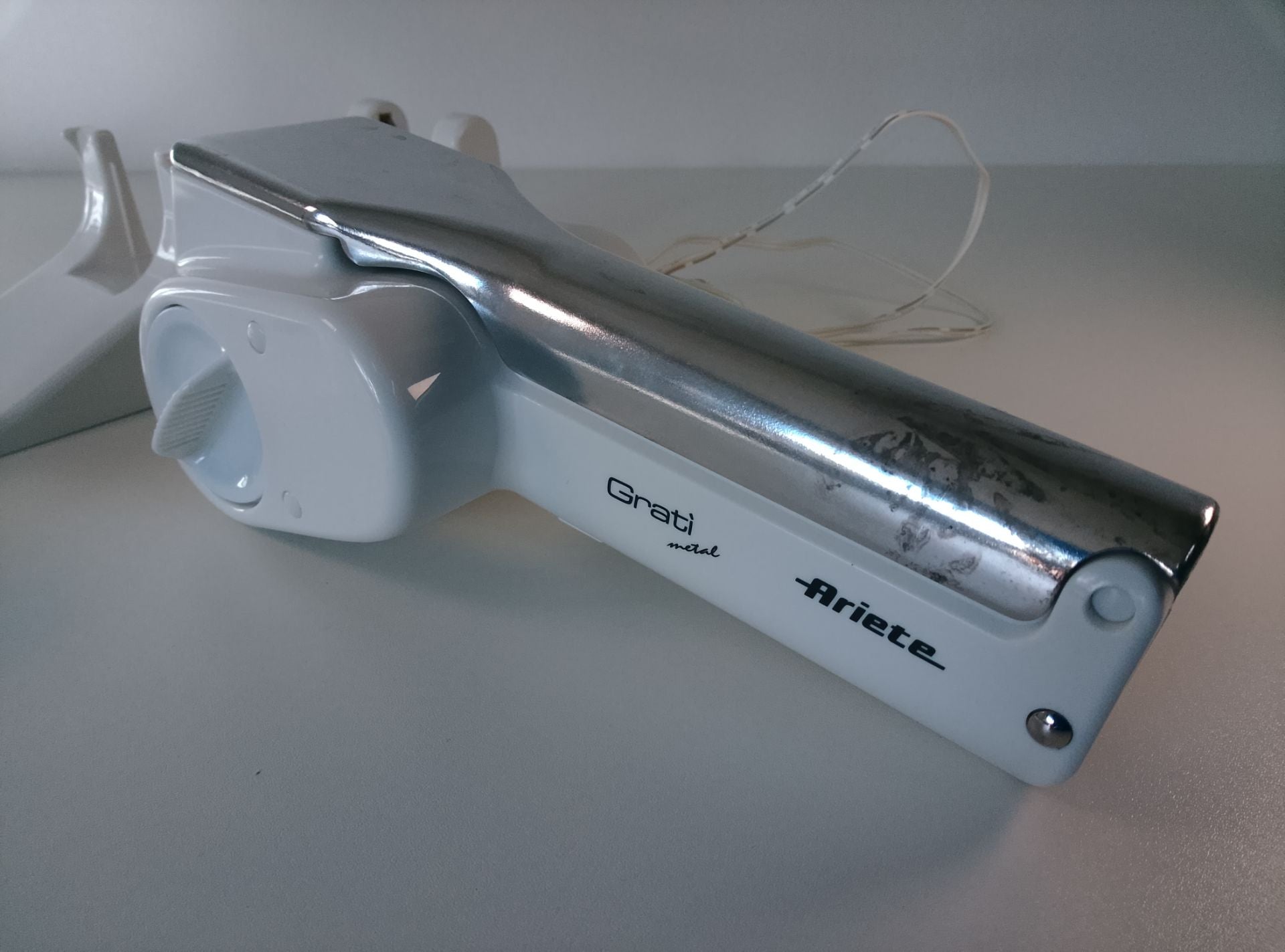 Ariete Grati metal - pohled 3