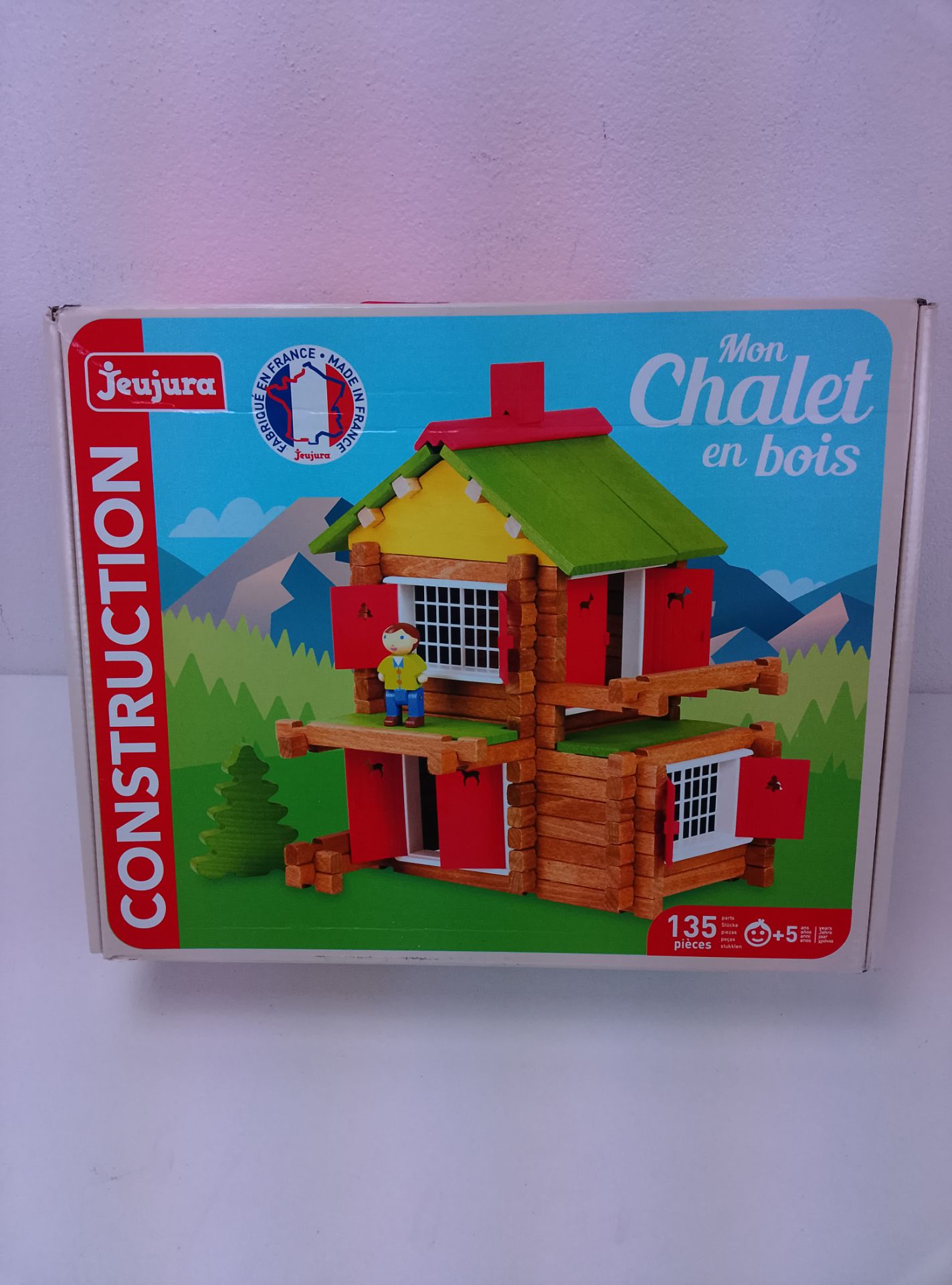 Jeujura Mon Chalet en bois - čelní pohled