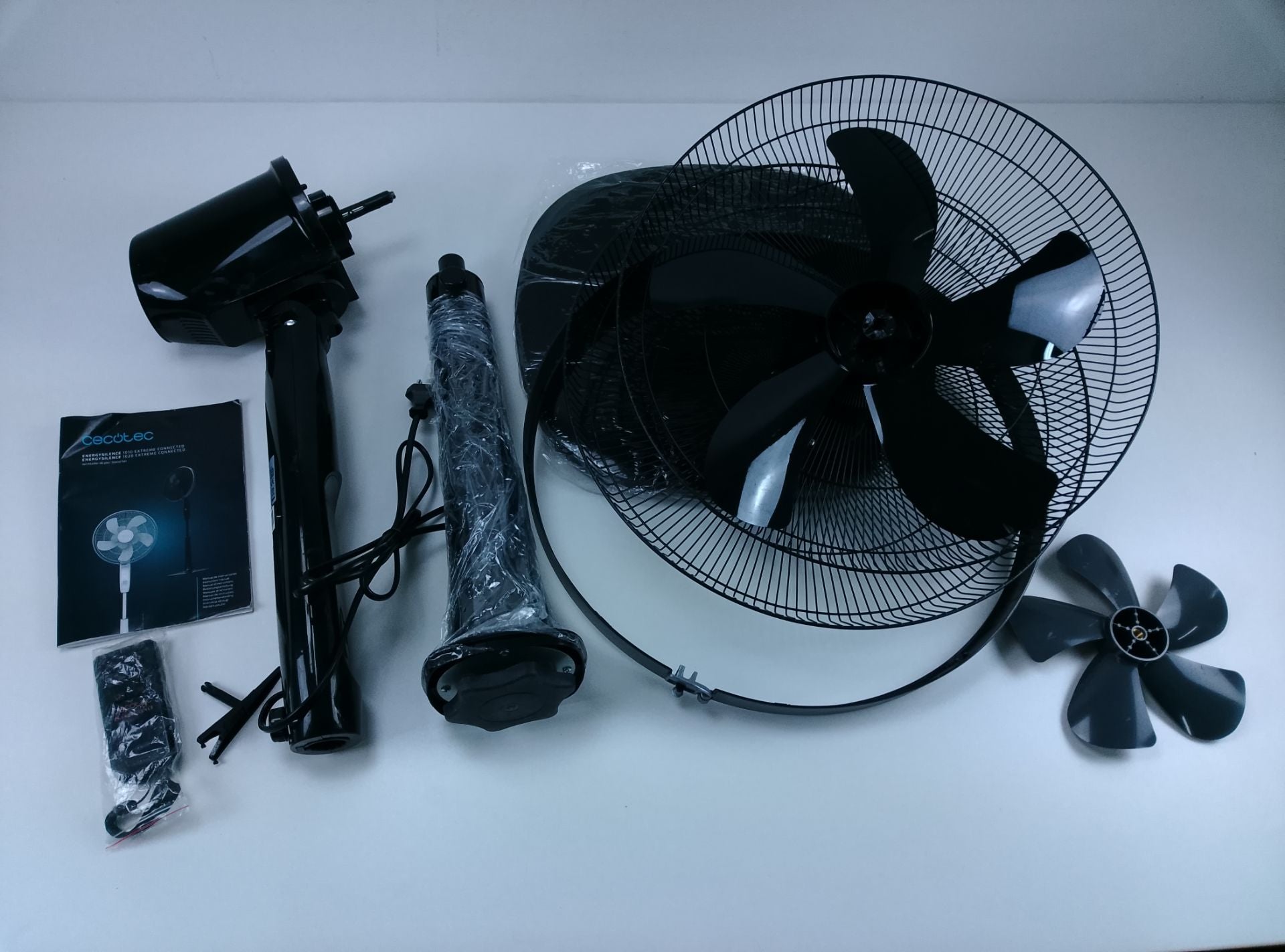 Cecotec Energy Silence 1020 Extreme Connected - pohled 2